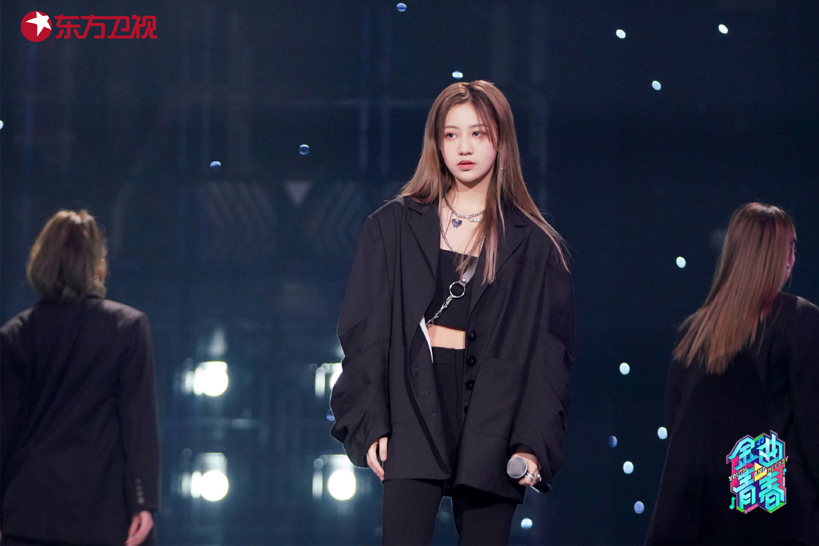 东方卫视《金曲芳华》SNH48袁一琦帅气演绎《每天》