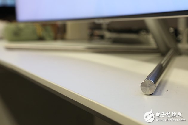 什么是量子点电视？三星QLED量子点电视Q7C评测：能对100% NTSC显色体积还原的电视