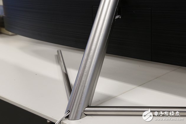 什么是量子点电视？三星QLED量子点电视Q7C评测：能对100% NTSC显色体积还原的电视