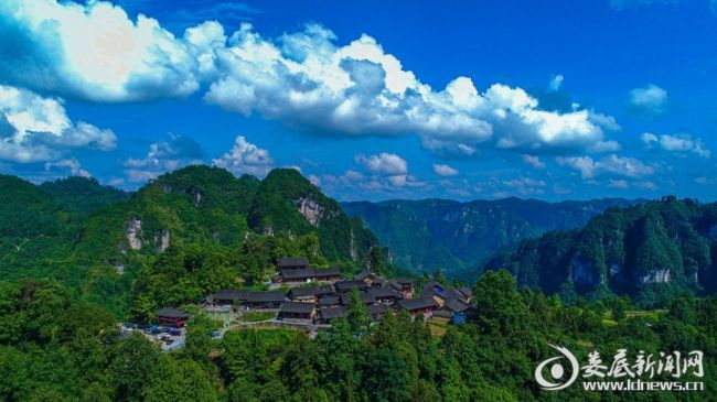 【瞭望武陵山】十八洞村“出山”记