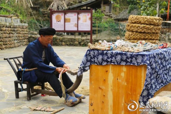 百家媒体聚司城，精准扶贫有成就！