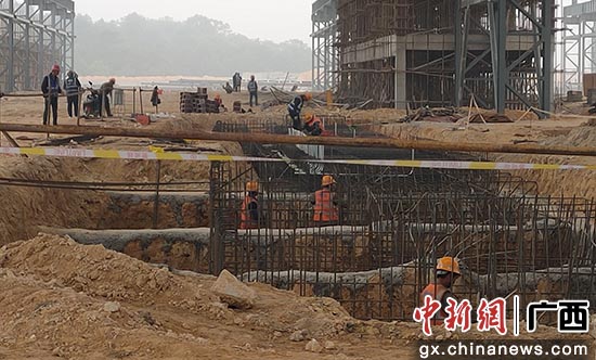 防城港中一重工开展“大干100天，四比一创”劳动比赛