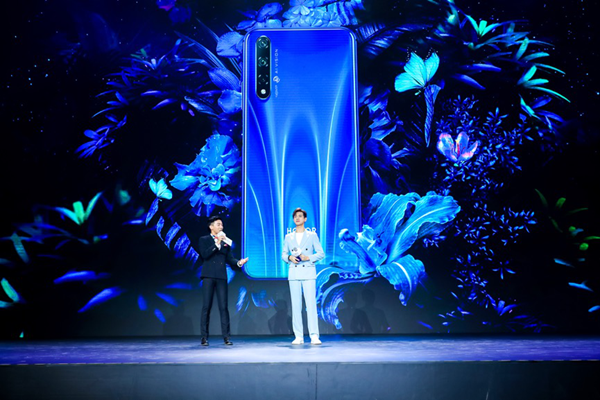 荣耀20S宣布 蝶羽纹理+3200万前置摄像头尽显年青潮品民风