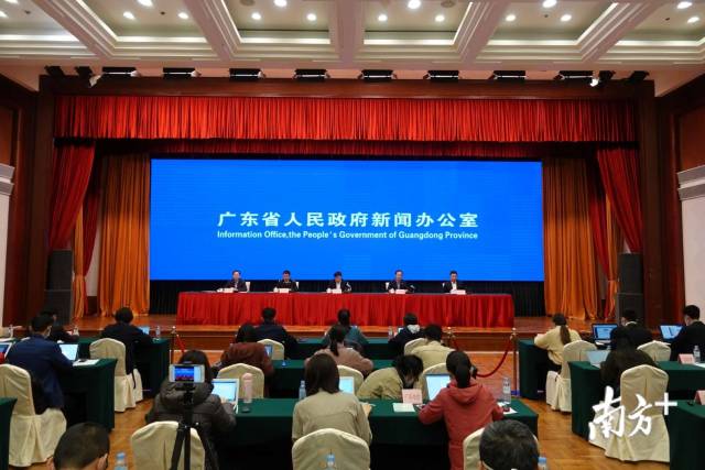 2日0至12时，广东新增1例境外输入病例，为汕头陈诉英国输入