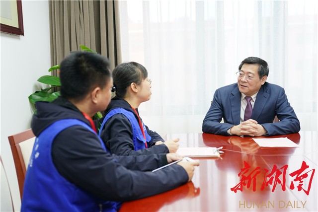 杜家毫许达哲介入第七次全国人口普查挂号