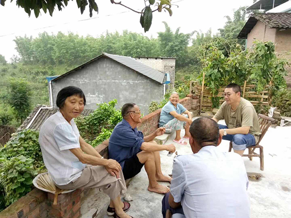 扶贫扶财产 驻村驻心间 重庆三峡银行驻村工作队扶贫记