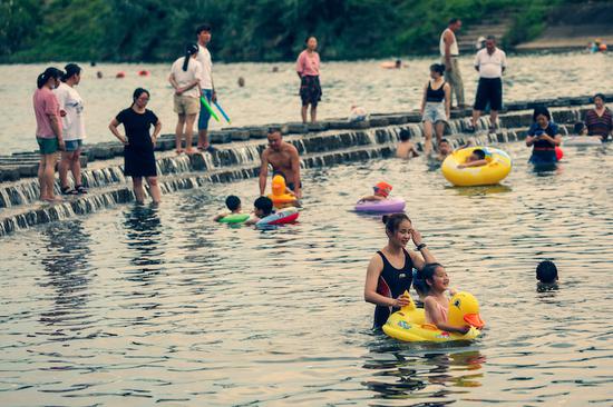 浙江金华打好污染防治攻坚战 让青山常在碧水长流