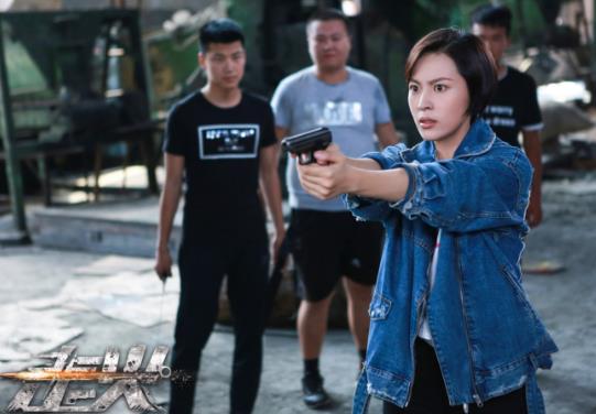 “小正大”佳构剧《走火》飞腾迭起 于毅周安心生隔膜相处难过