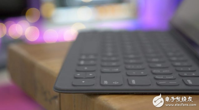10.5英寸iPad Pro用上Smart Keyboard：如虎添翼 出产力上升