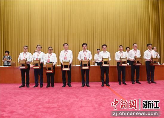 杭州余杭获浙江“科技创新鼎”  实现三项“大满贯”