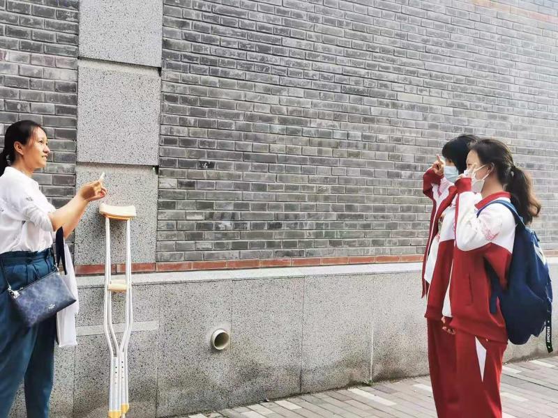 北京初中学考开考 考点提前一小时请考生入场