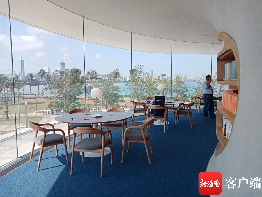 面朝大海的图书馆！海口晓岛正式启幕 逐日预约人数限额400人