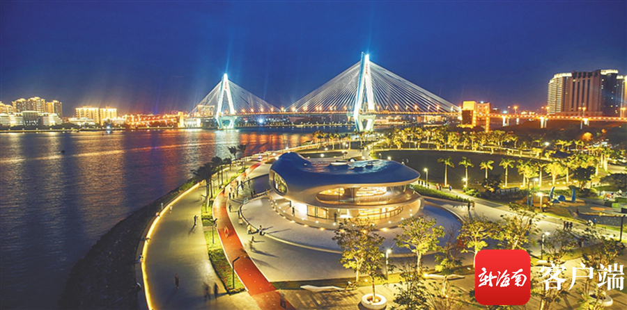 面朝大海的图书馆！海口晓岛正式启幕 逐日预约人数限额400人