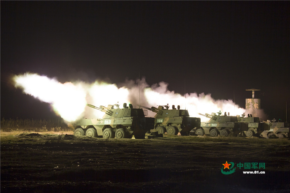“中部砺剑”实射 多种装备联合火力覆盖