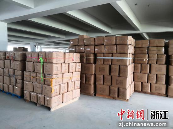 浙江建德：“共享模式”办理小微企业“幸福的烦恼”