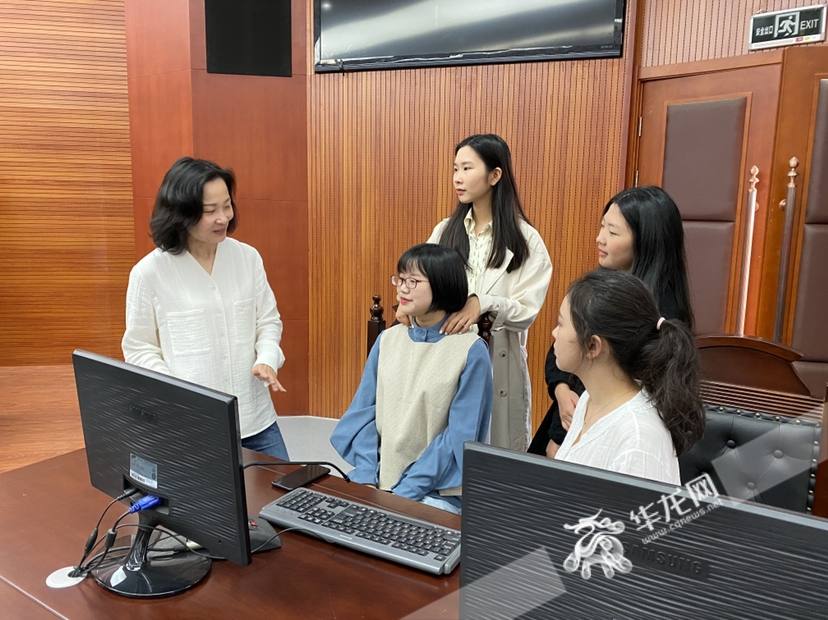 视频|这场模仿法庭比赛全球570余支步队介入 重庆大学斩获第一