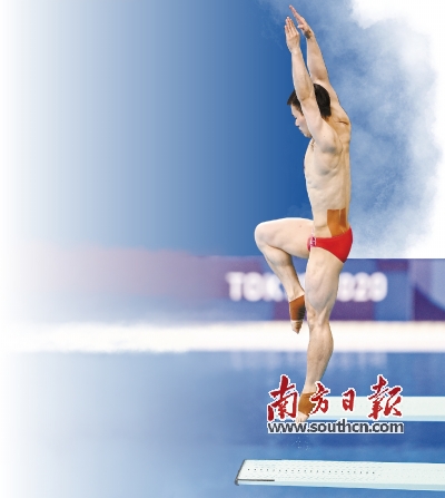 广东小伙谢思埸成跳水男人3米板单双人项目“大满贯”第一人