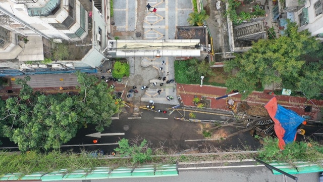 广州海珠路面塌陷劈头判定为雨水冲刷所致，下午可完成回填通车