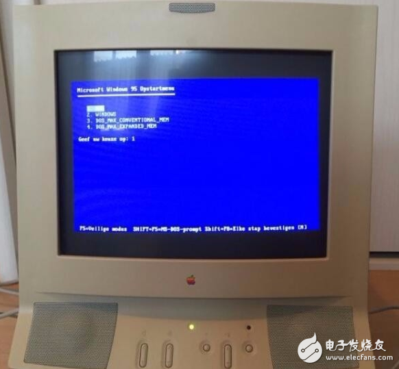 苹果在已往37年间推出了46款显示器 这些苹果显示器你都见过吗？