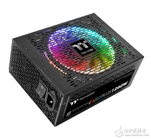 Thermaltake发布1250W新旗舰电源：让你的机箱各种酷炫 全球首个1680万色RGB