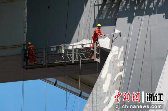 浙江舟山桃夭门大桥全面“调养美容” 估量10月底落成