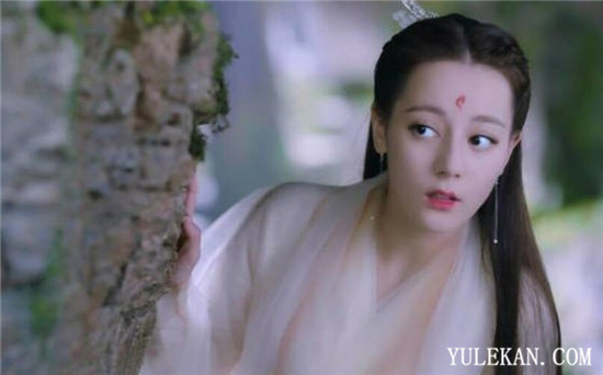 粉丝为什么但愿迪丽热巴和经纪公司解约?