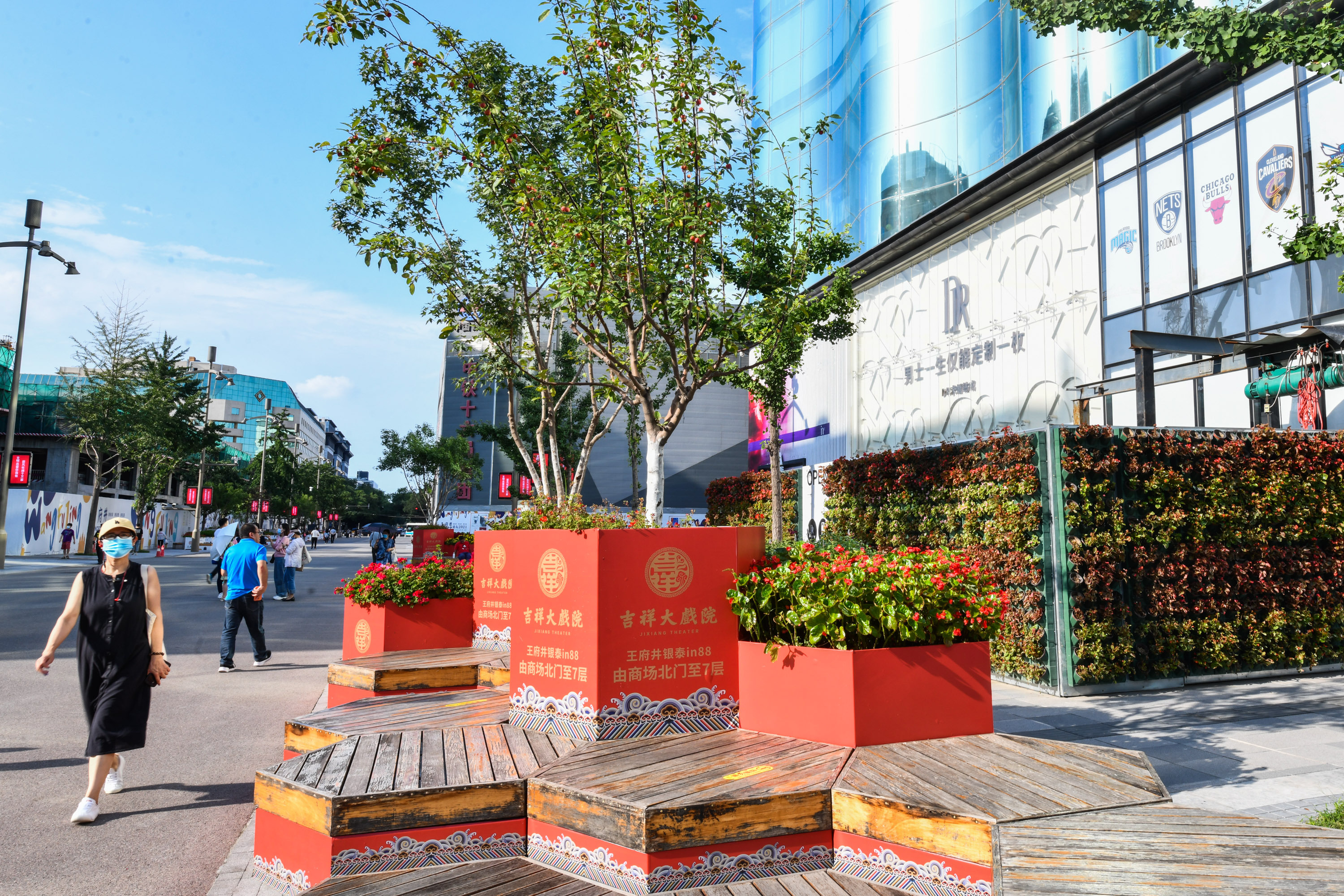 让绿色向空中延伸，北京王府井打造精美宜游绿色空间