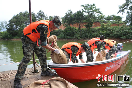 武警广西总队桂林支队承先辈之志赓续精力血脉