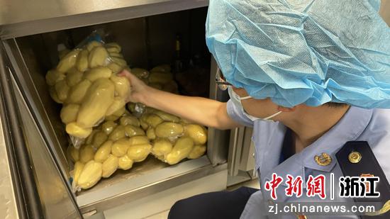 杭州市市场禁锢部分约谈“胖哥俩” 突击查抄23家门店