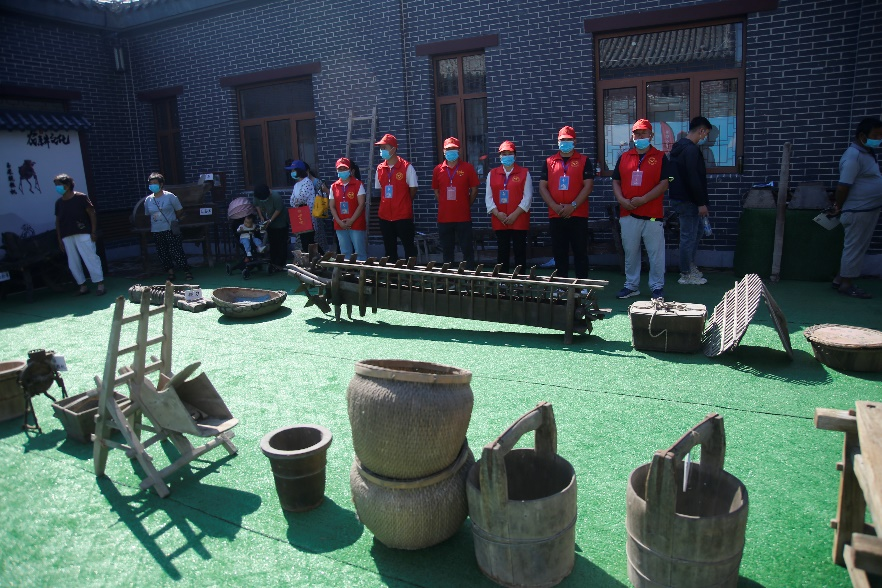 让金黄的果实更光辉灿烂——临泉青年志愿者助力阜阳农夫丰收节