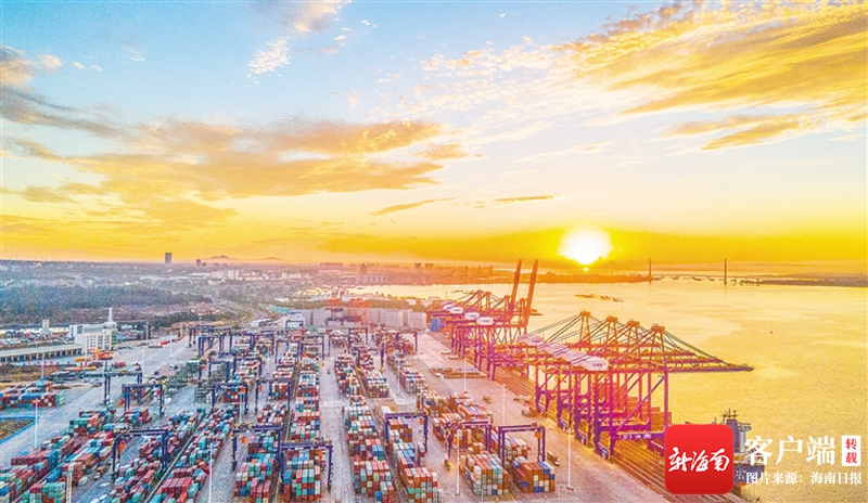 国新办今天进行新闻宣布会，海关总署两次提到海南自贸港→